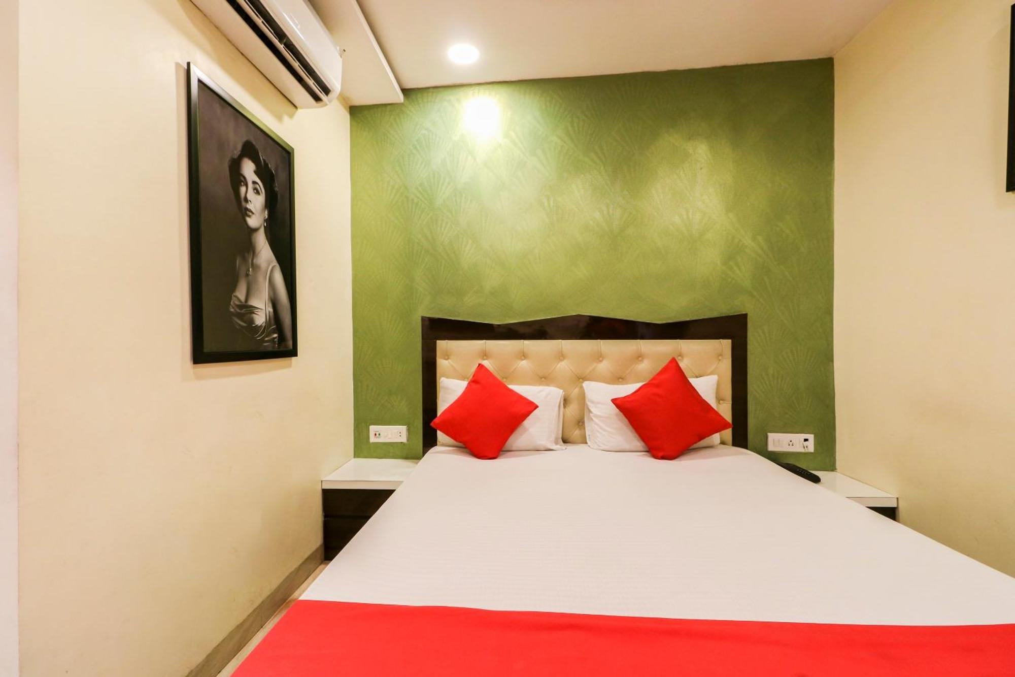 Hotel O Abi Inn Hotel Near Dhakuria Manipal Hospital Calcutta Eksteriør billede